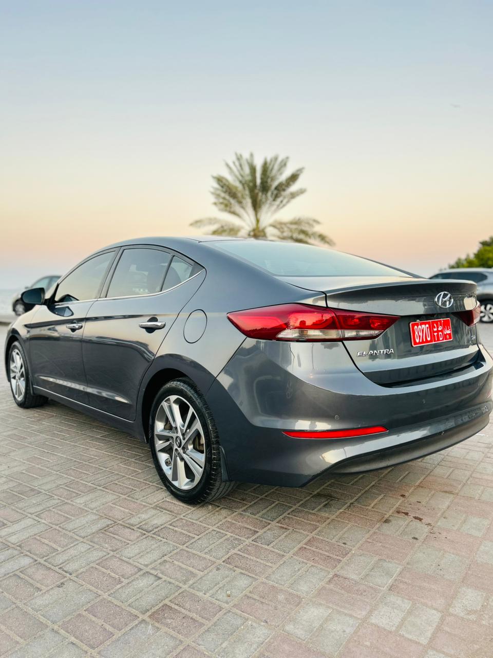 Hyundai elantra 2017