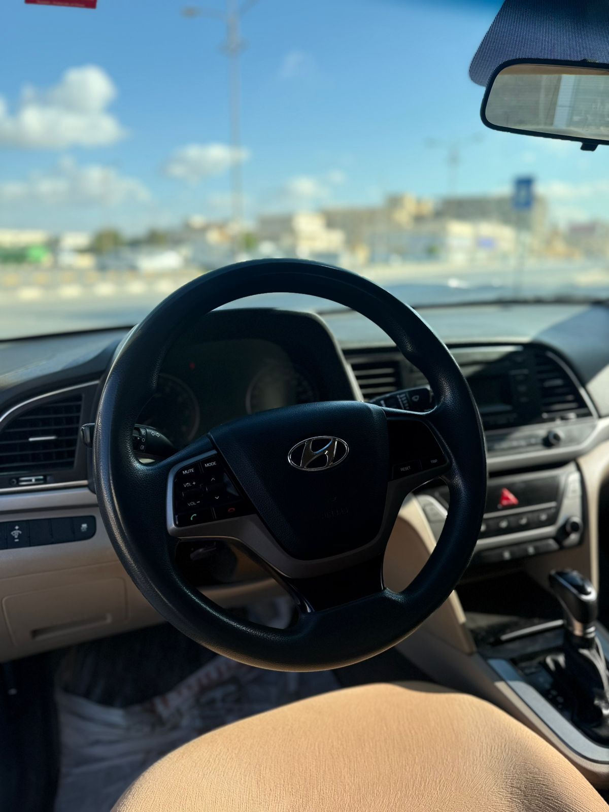 Hyundai elantra 2017